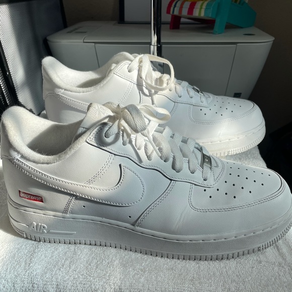 Supreme Other - Nike x Supreme Air Force 1